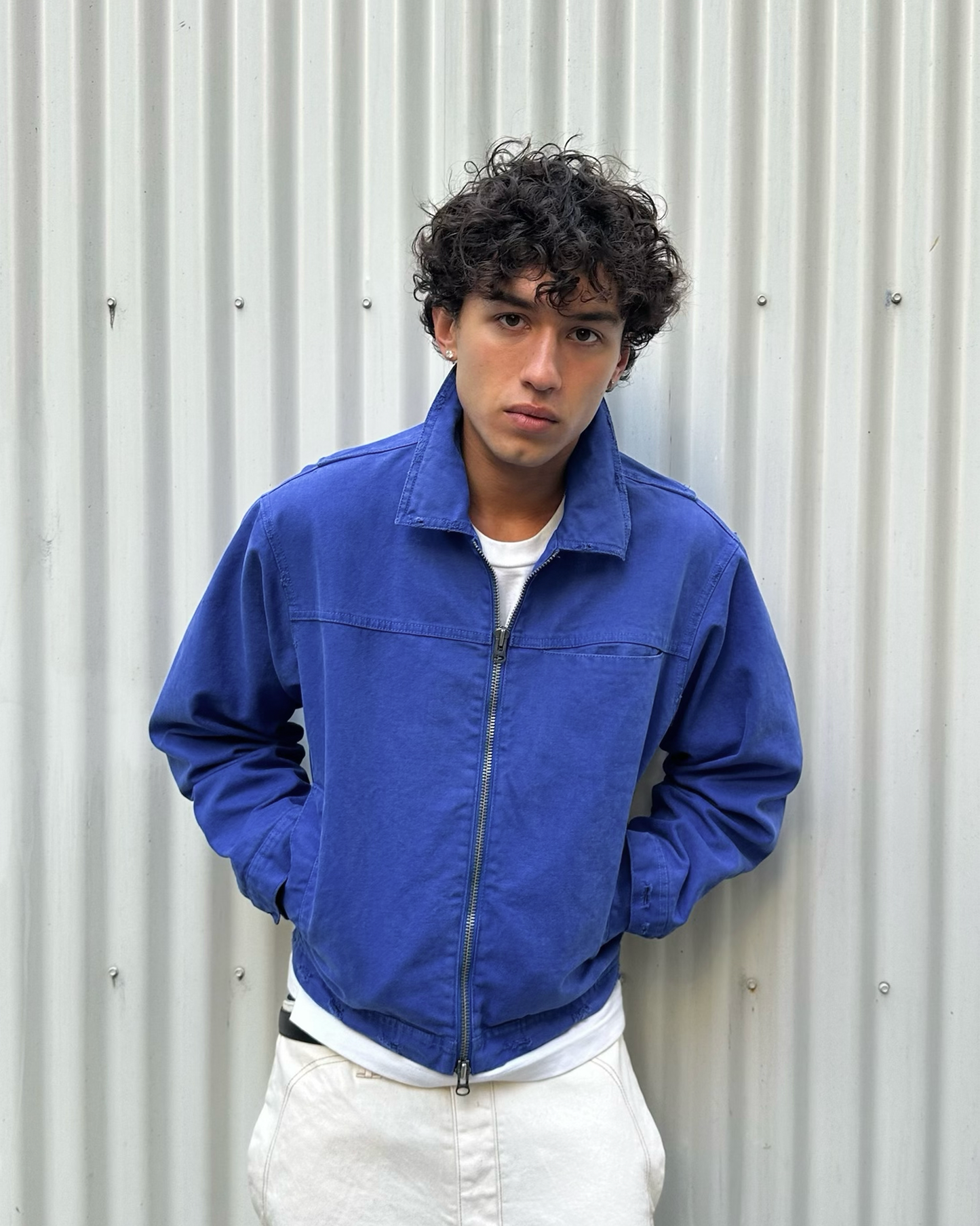 ANDRE JACKET IN GARMENT DYED BLUE